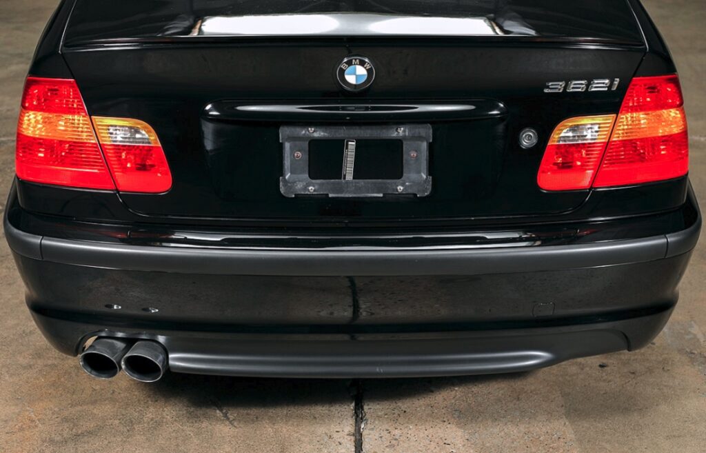 You'll never guess the engine in this BMW 362i