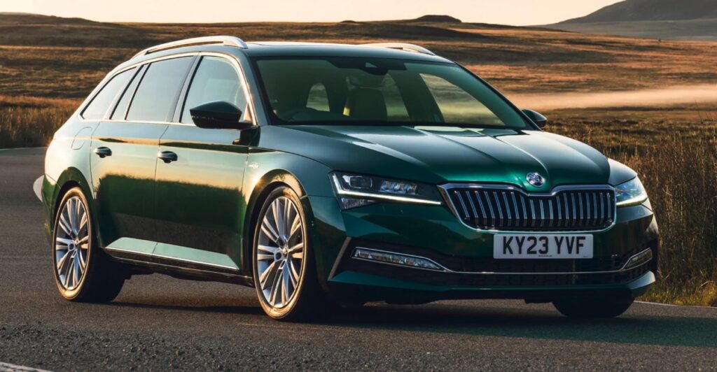 Skoda lavede kun én Superb med næsten 500 hestekræfter