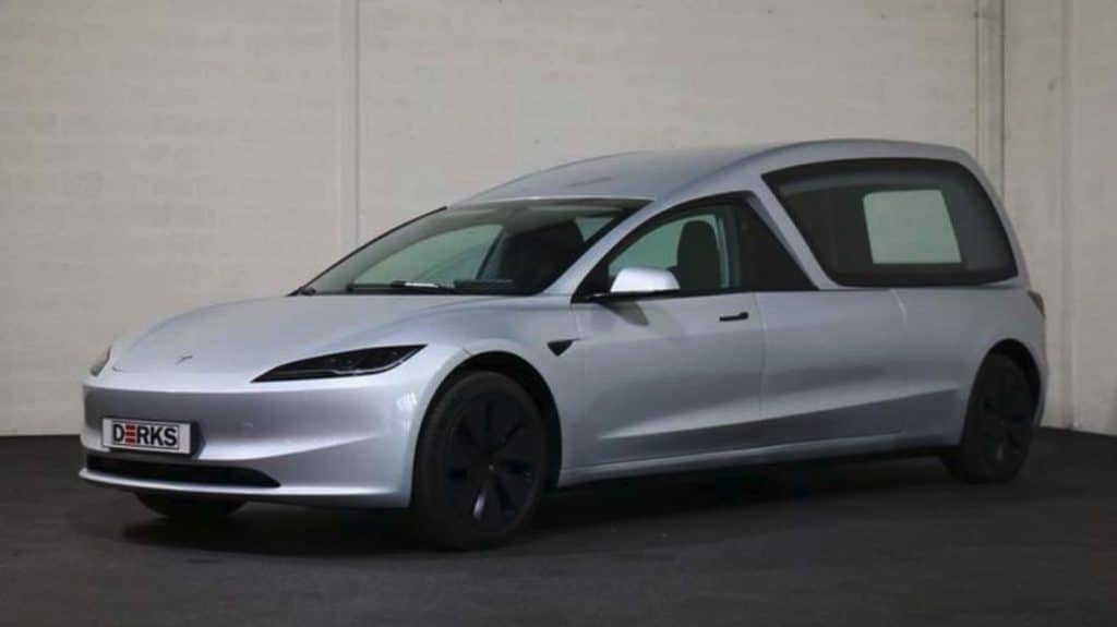 Som rustvogn koster Tesla Model 3 en million kroner